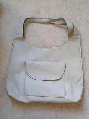 Street Level Cream Leather Shoulder Bag with Front Pocket